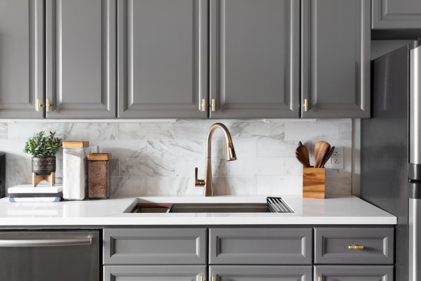 Cabinet Assembly in Woodland Hills