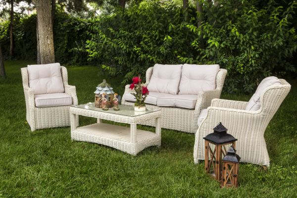 Garden Furniture Installation